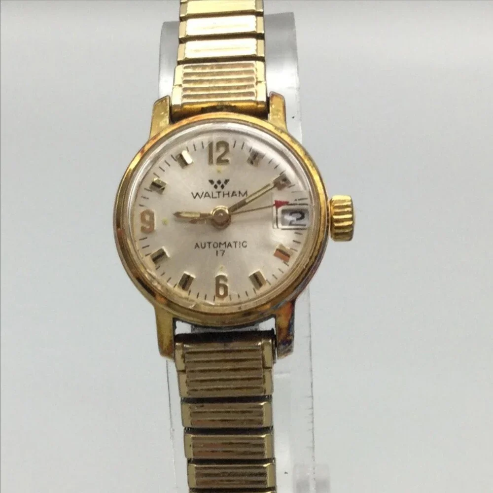 Vintage Waltham Automatic Womens Watch 21mm CRACKED CRYSTAL Gold Tone Bracelet